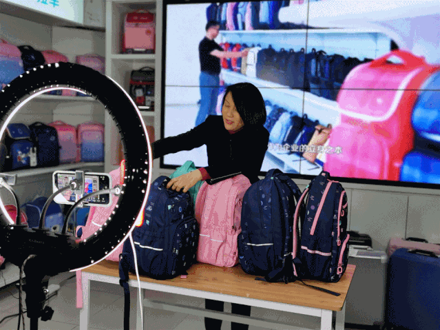 重庆疫情直播(重庆疫情动态实时播报)-第1张图片