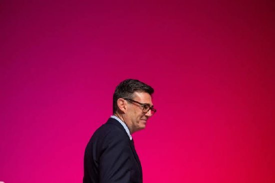 英国首相:是时候考虑调整英欧关系了,重新加入欧盟？那是长期选项